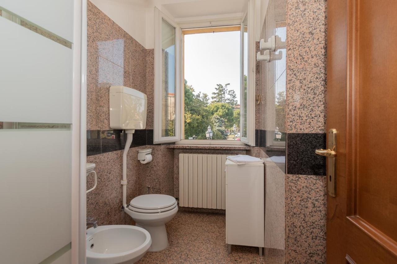 Appartamento Piazza Garibaldi - F&L Apartment Brescia Exteriör bild
