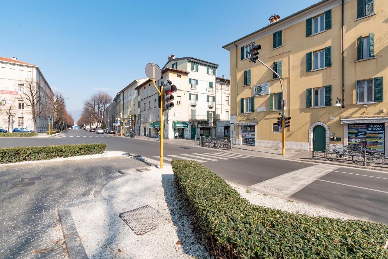 Appartamento Piazza Garibaldi - F&L Apartment Brescia Exteriör bild