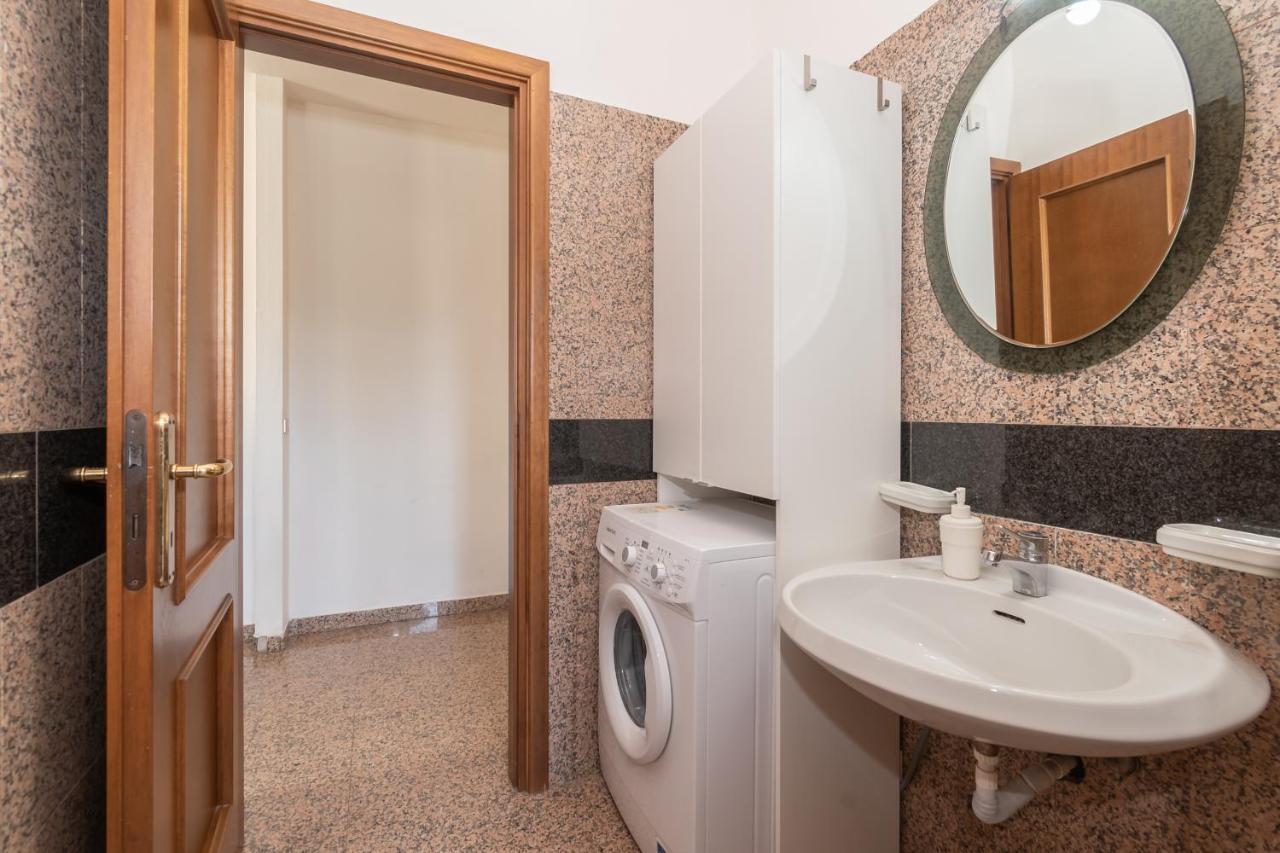 Appartamento Piazza Garibaldi - F&L Apartment Brescia Exteriör bild