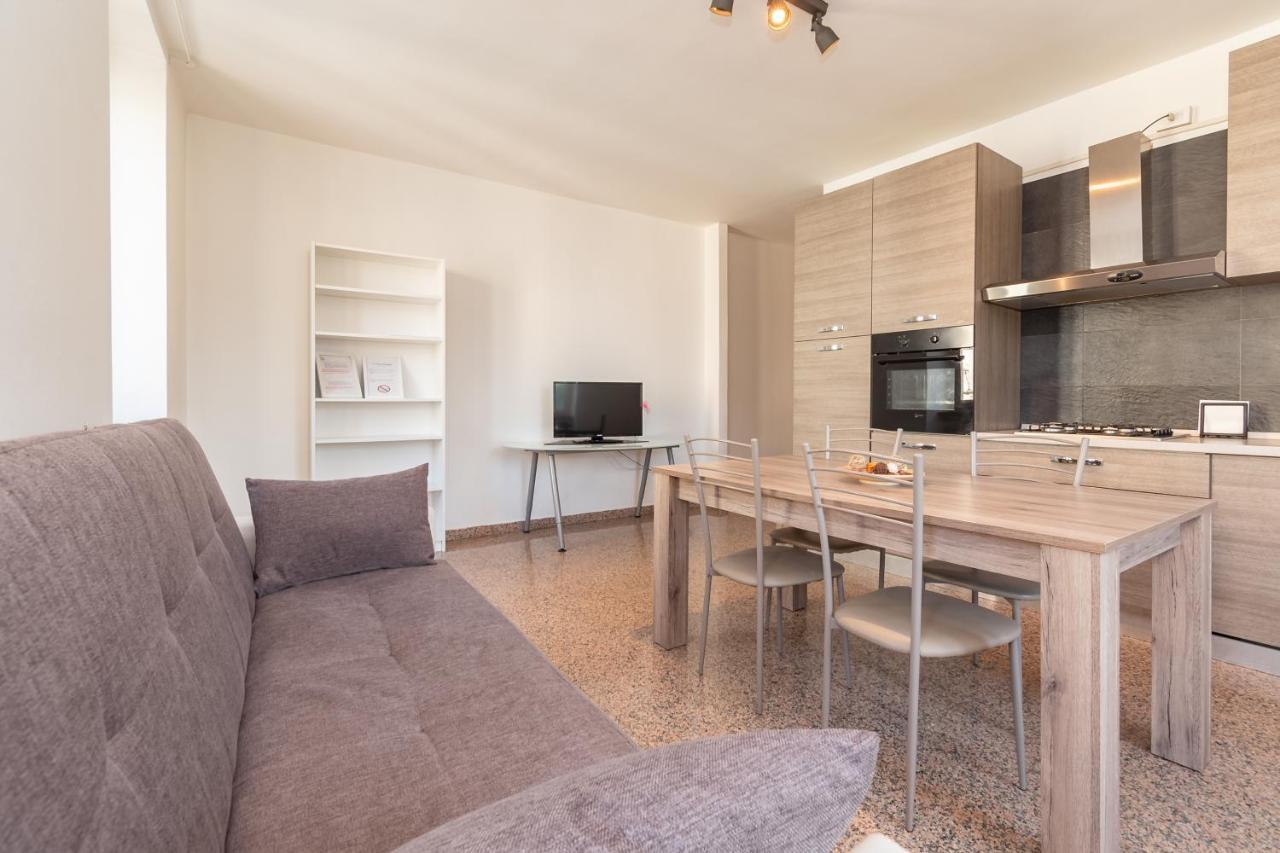 Appartamento Piazza Garibaldi - F&L Apartment Brescia Exteriör bild